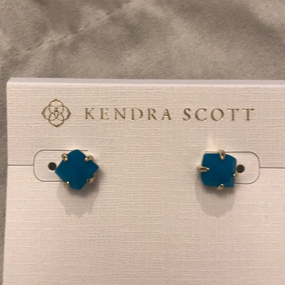 Kendra Scott NWT earrings - Picture 2 of 3